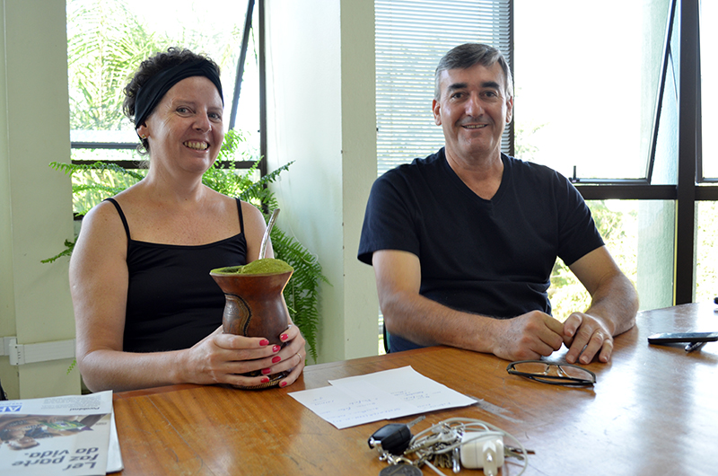 Lene e Wermann durante o anúncio da parceria entre Inhandava e iniciativa privada. (Foto: Juliano Beppler da Silva / Giro do Vale)